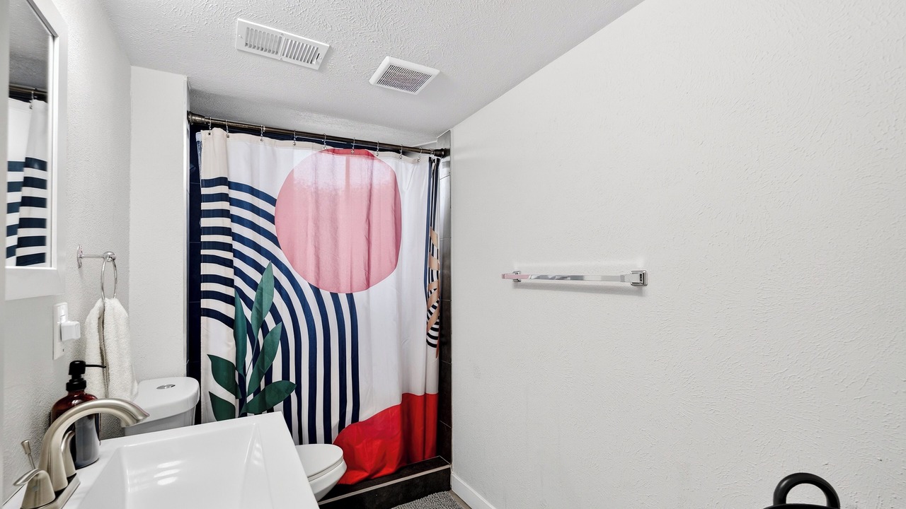 Photo of Bathroom in Lamar Heights Area