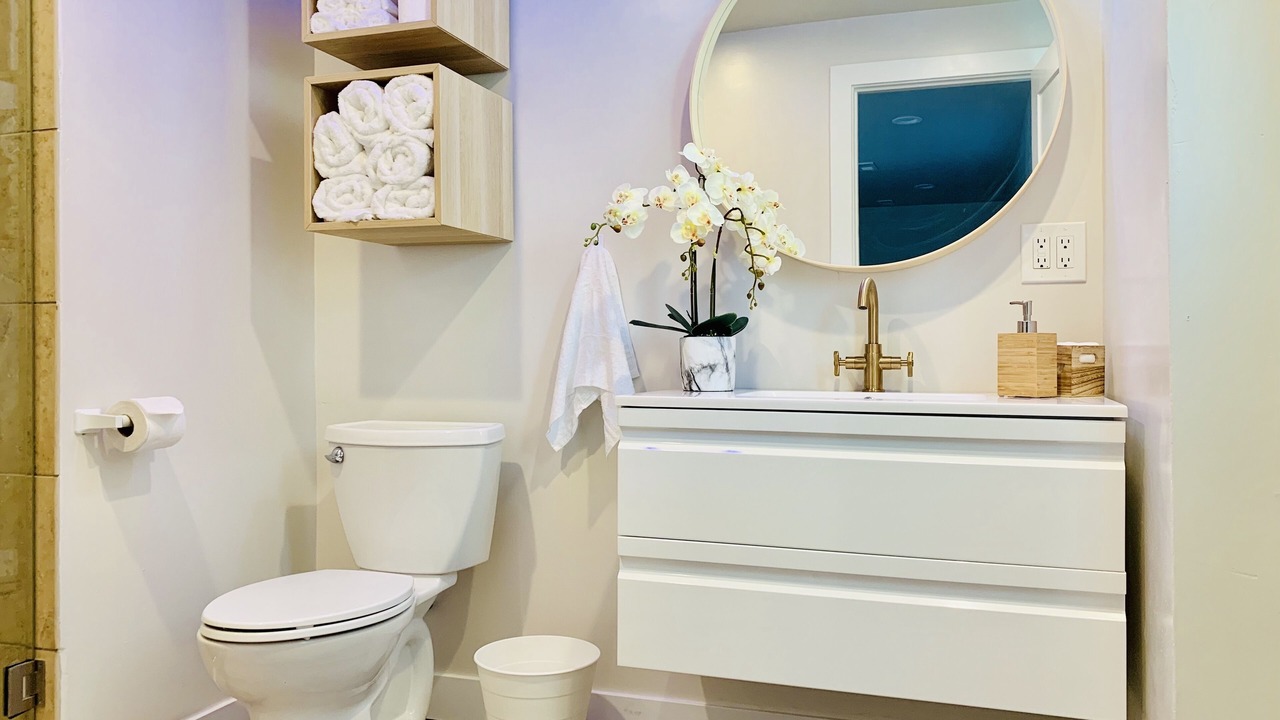 Photo of Bathroom in East Colfax