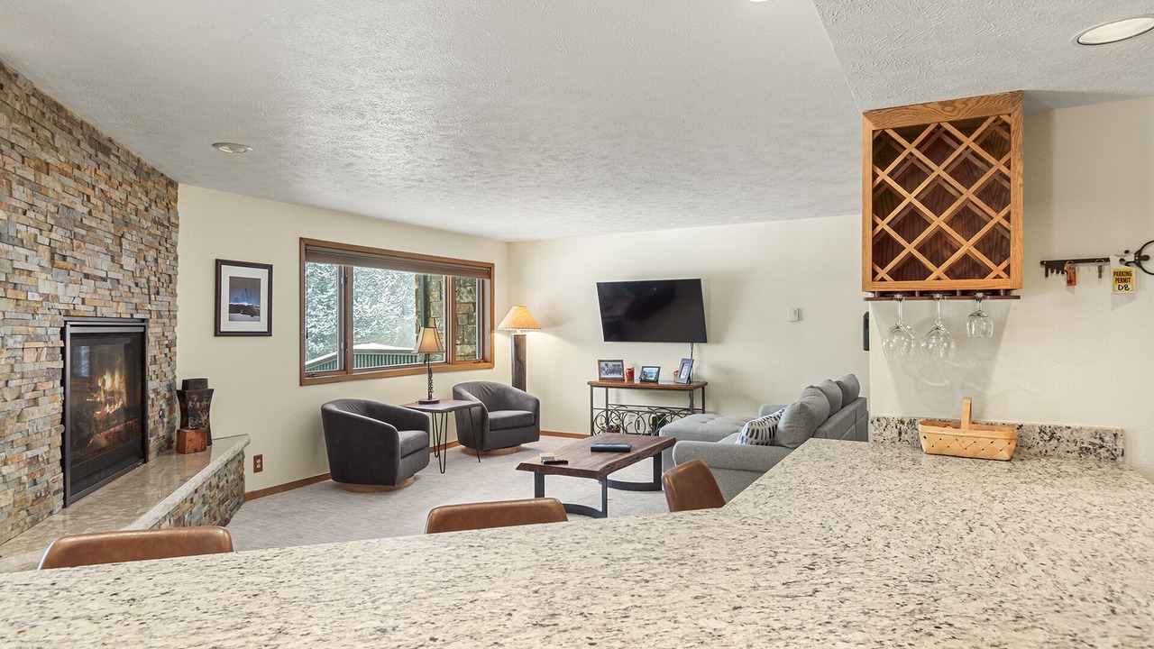 Photo of Livingroom in Mountain House