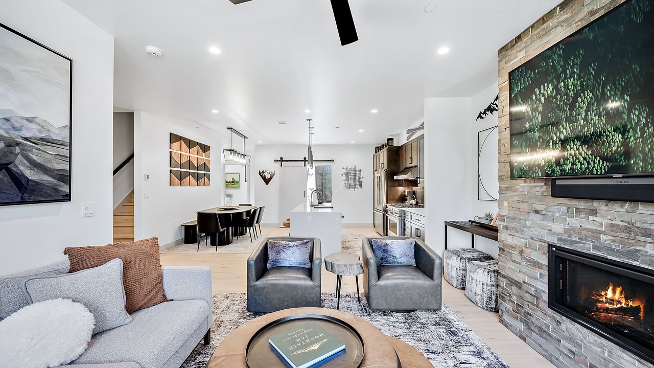 Photo of Livingroom in Silverthorne