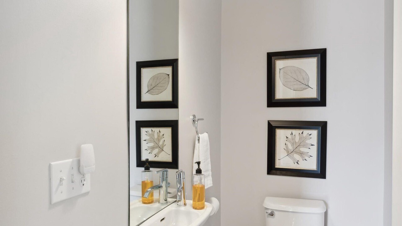 Photo of Bathroom in Five Points