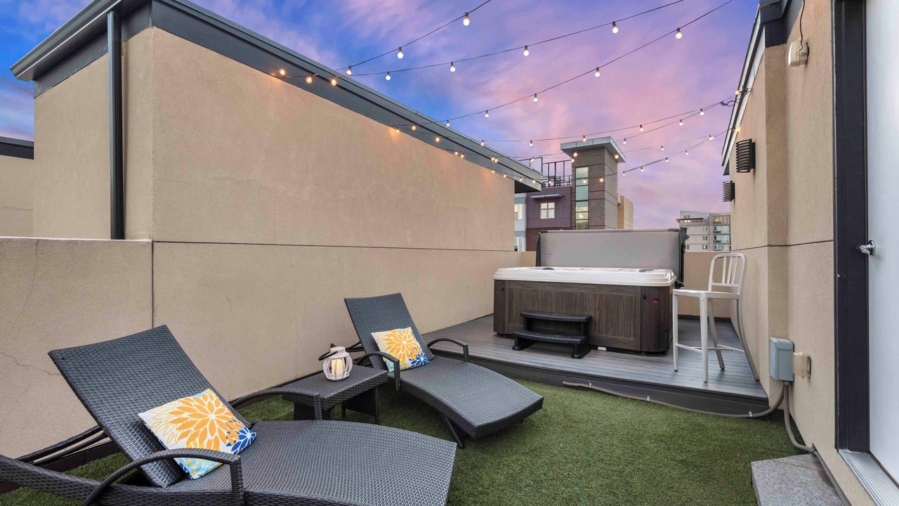 Photo of Patio Balcony in Five Points