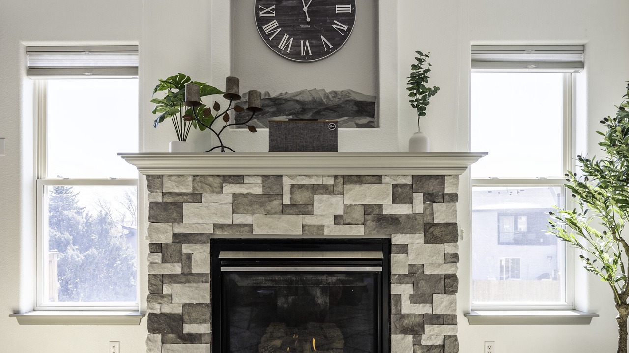 Photo of Livingroom in Pleasant View