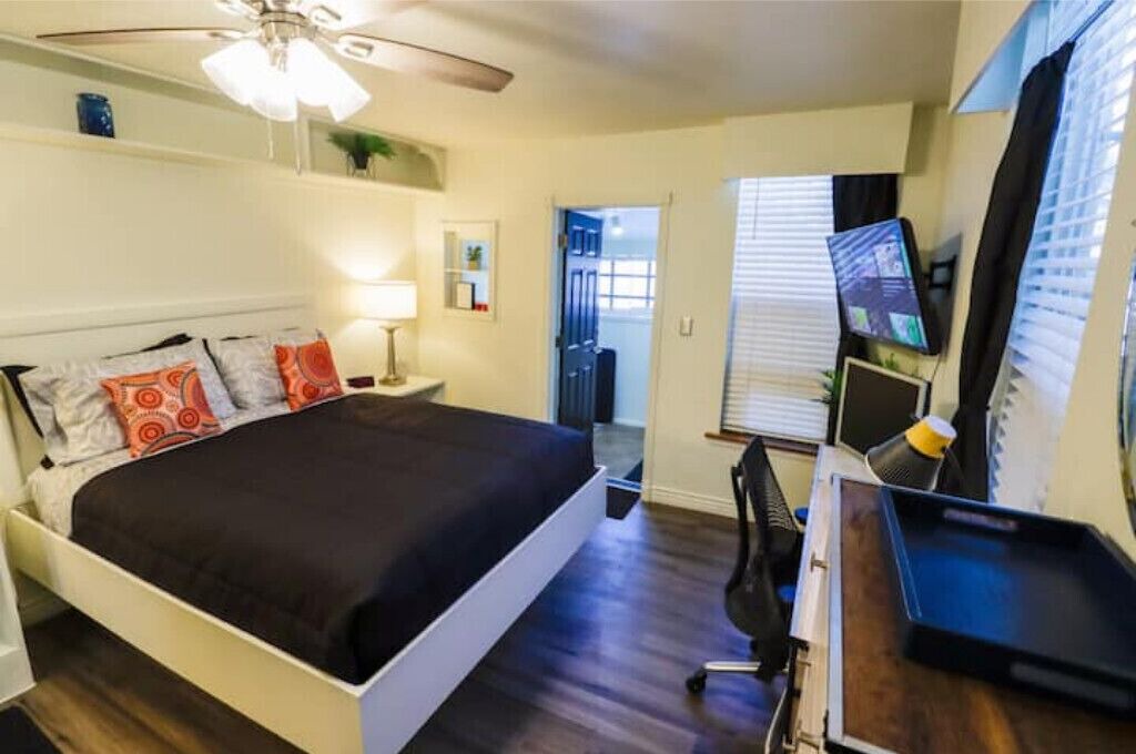 Photo of Bedroom in Cole