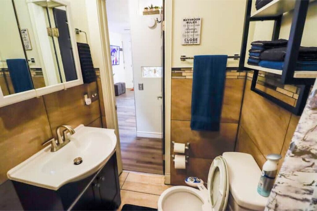 Photo of Bathroom in Cole
