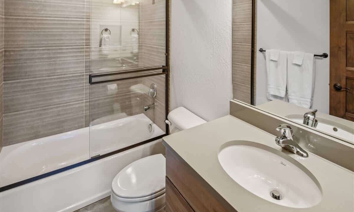 Photo of Bathroom in Dover Bay