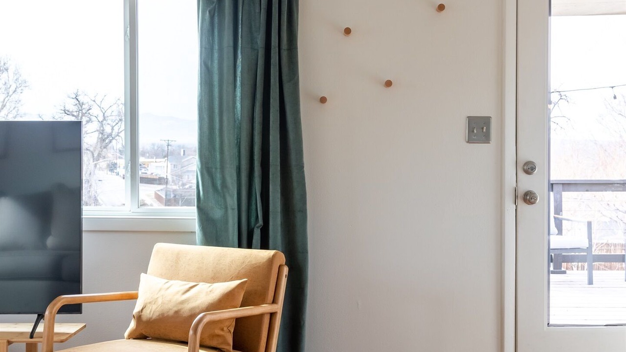 Photo of Livingroom in Berkley
