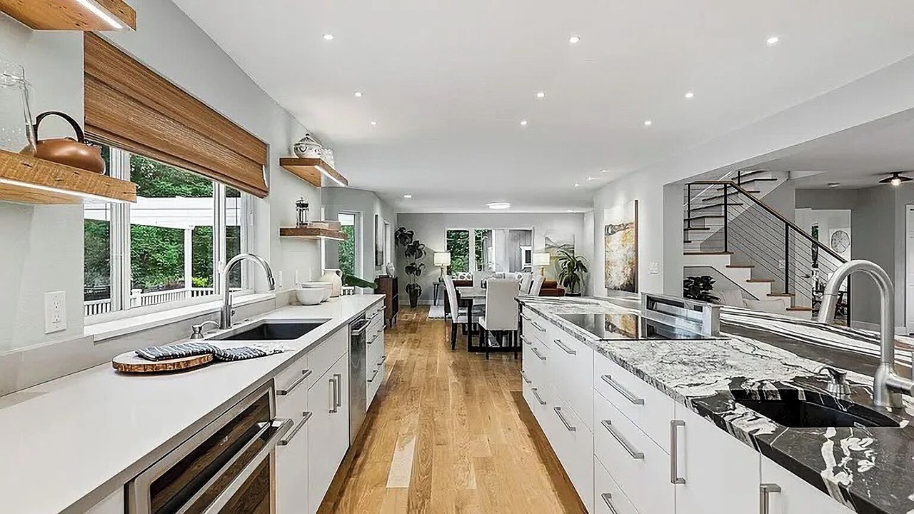 Photo of Kitchen in Orange Orchard