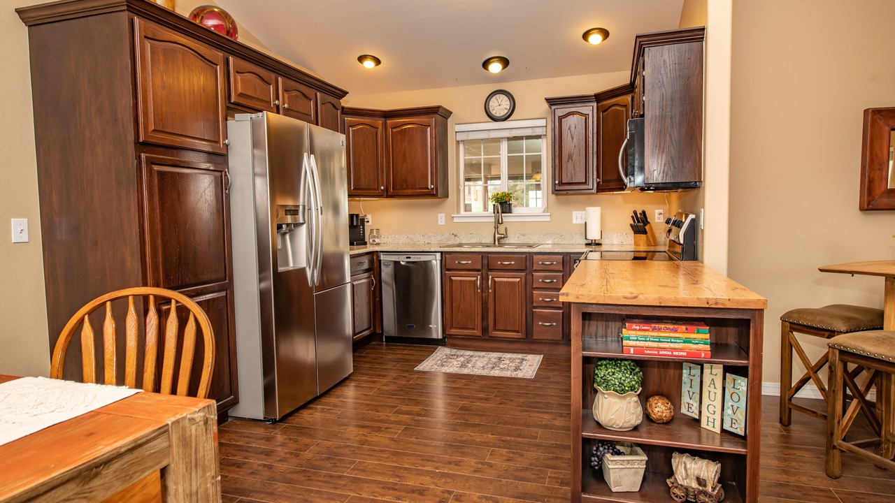 Photo of Kitchen in Lake Hatcher Park