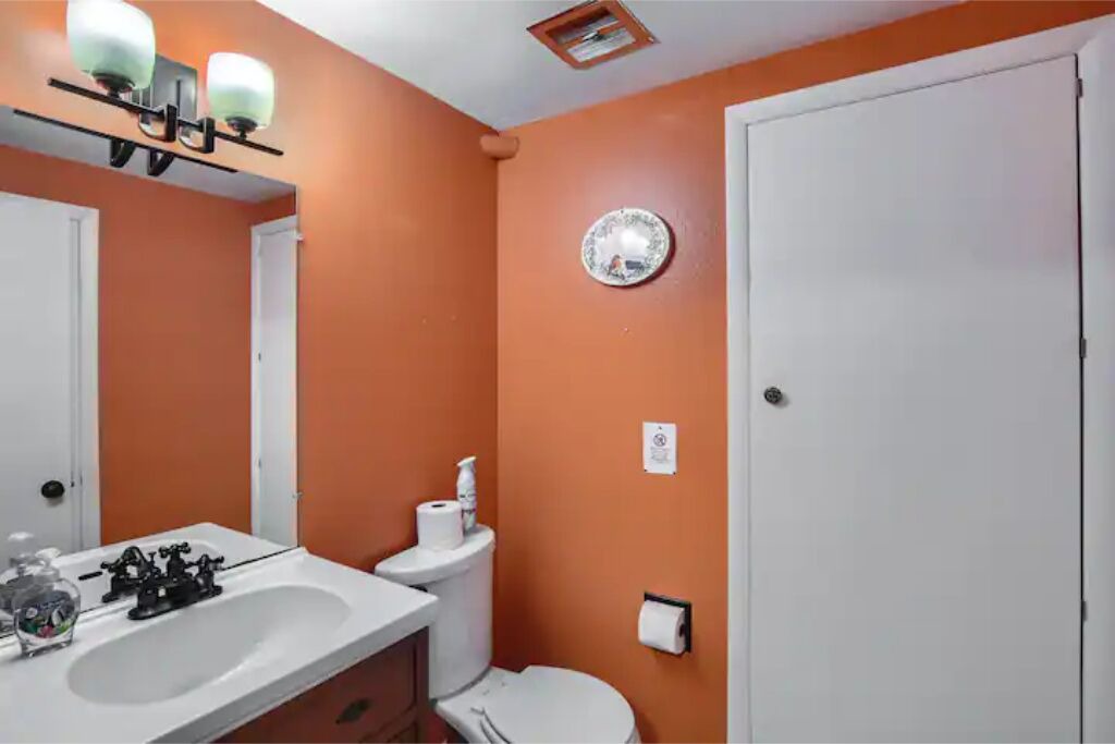 Photo of Bathroom in Green Mountain Falls