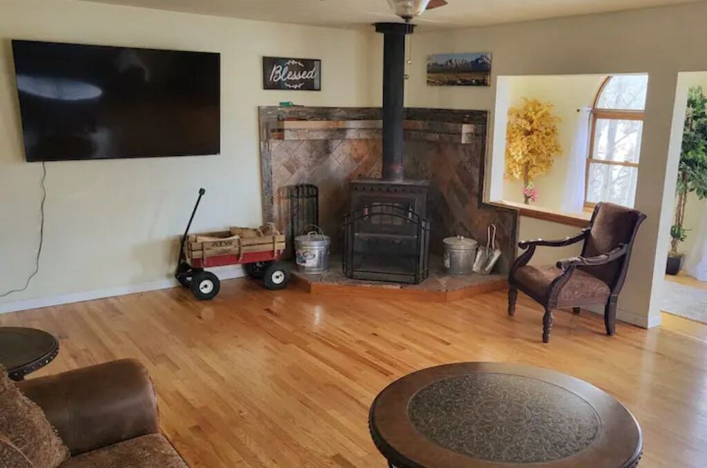 Photo of Bedroom in Divide