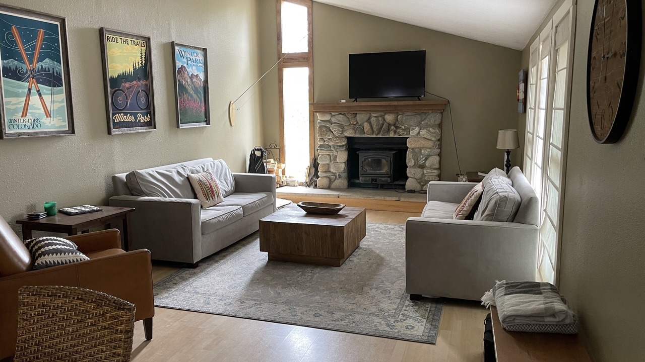 Photo of Livingroom in Grand Country Estates