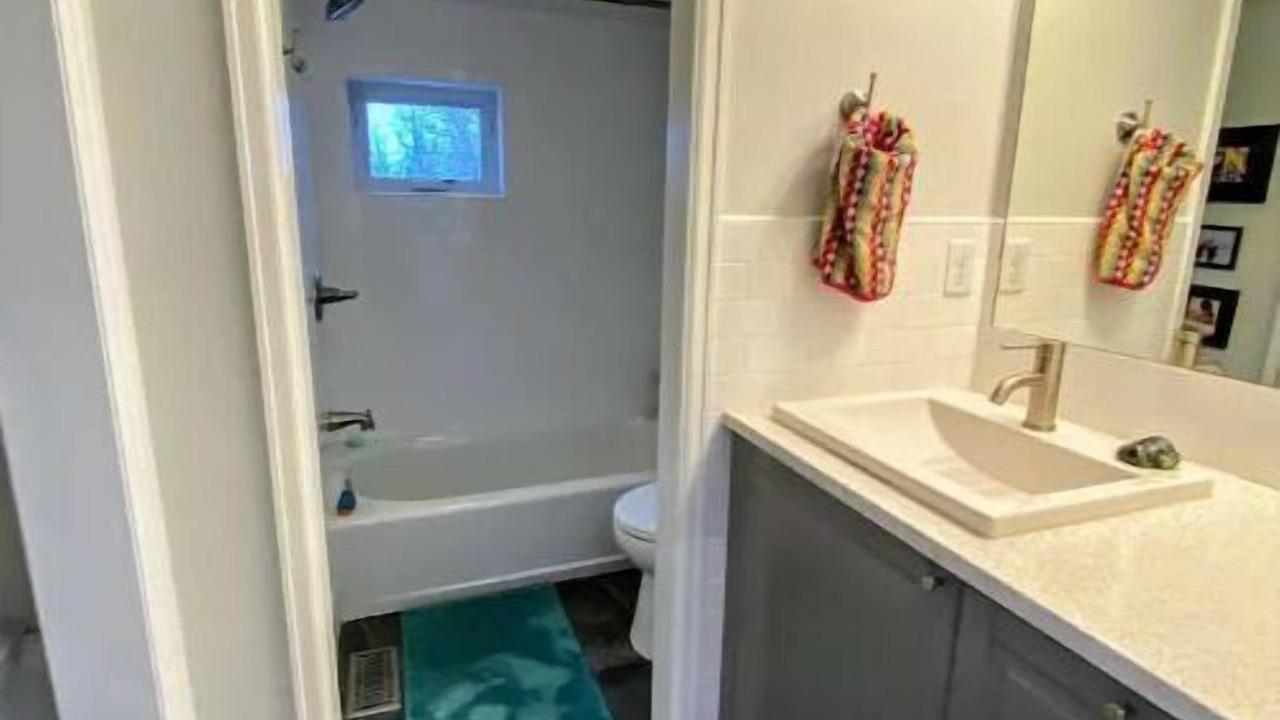Photo of Bathroom in Martin Acres