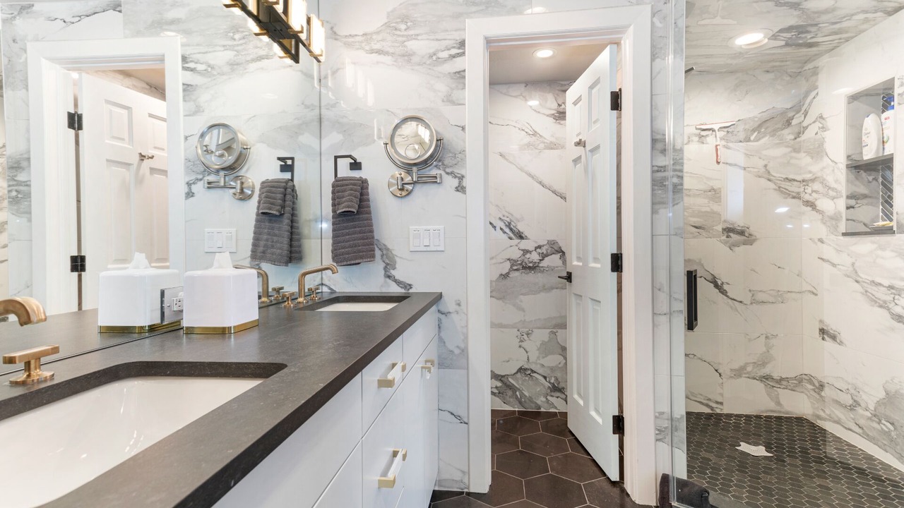 Photo of Bathroom in Edwards