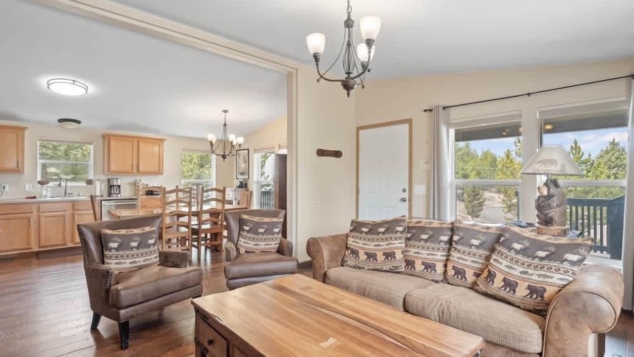Photo of Livingroom in Leadville