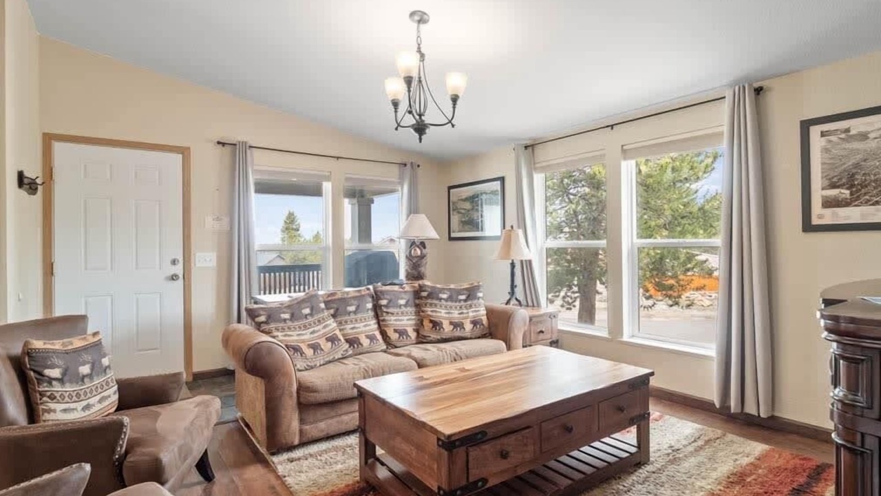 Photo of Livingroom in Leadville