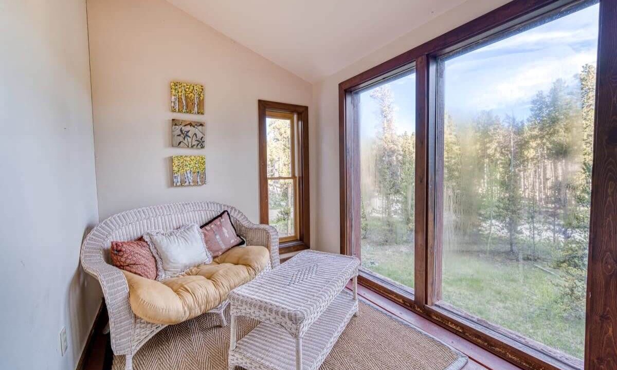 Photo of Livingroom in Leadville North