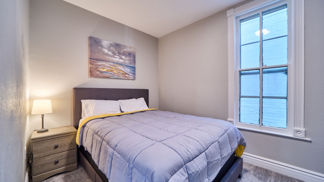 Photo of Bedroom in Curtis Park