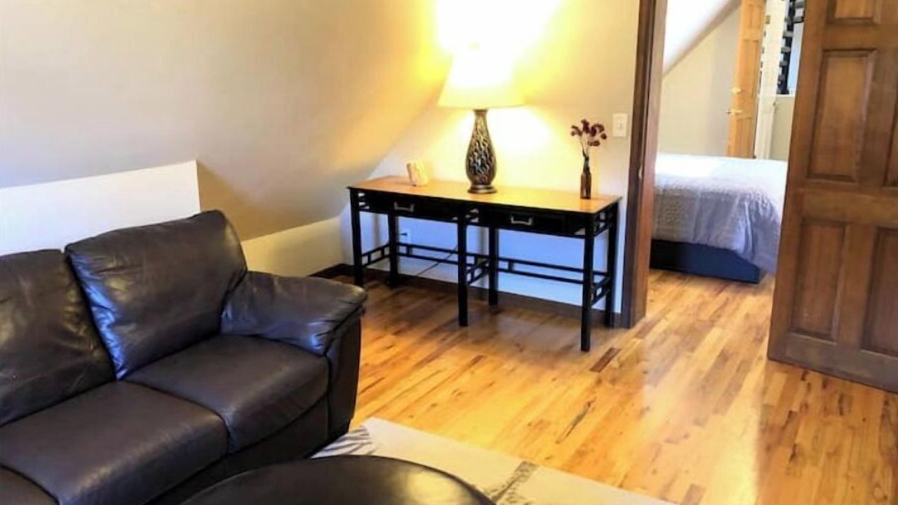 Photo of Bedroom in Five Points