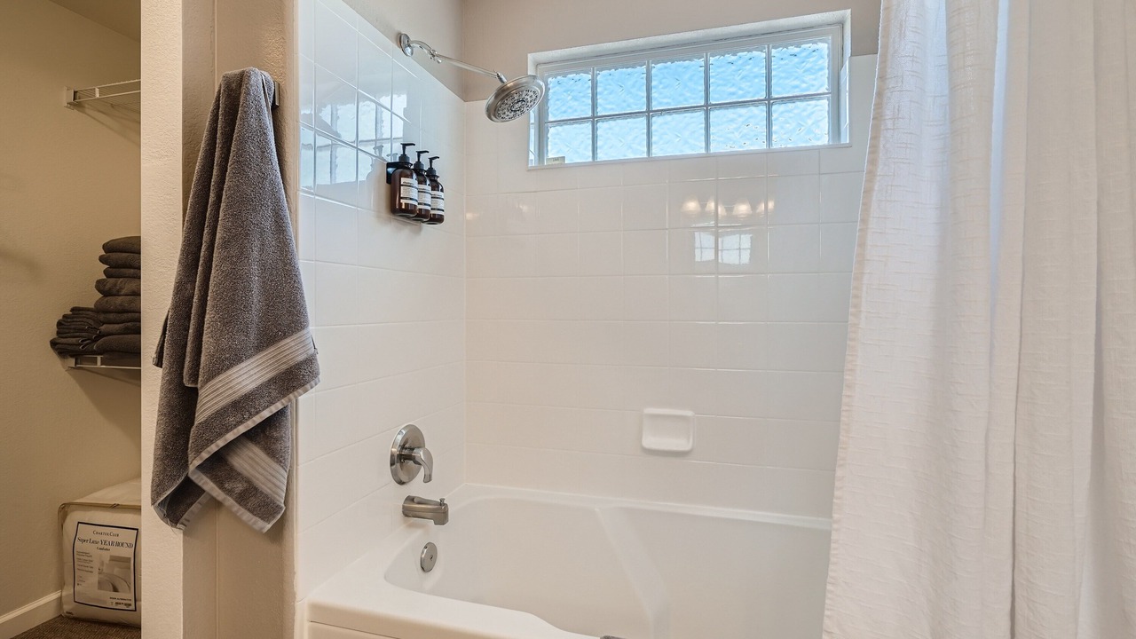 Photo of Bathroom in North Central Westminster