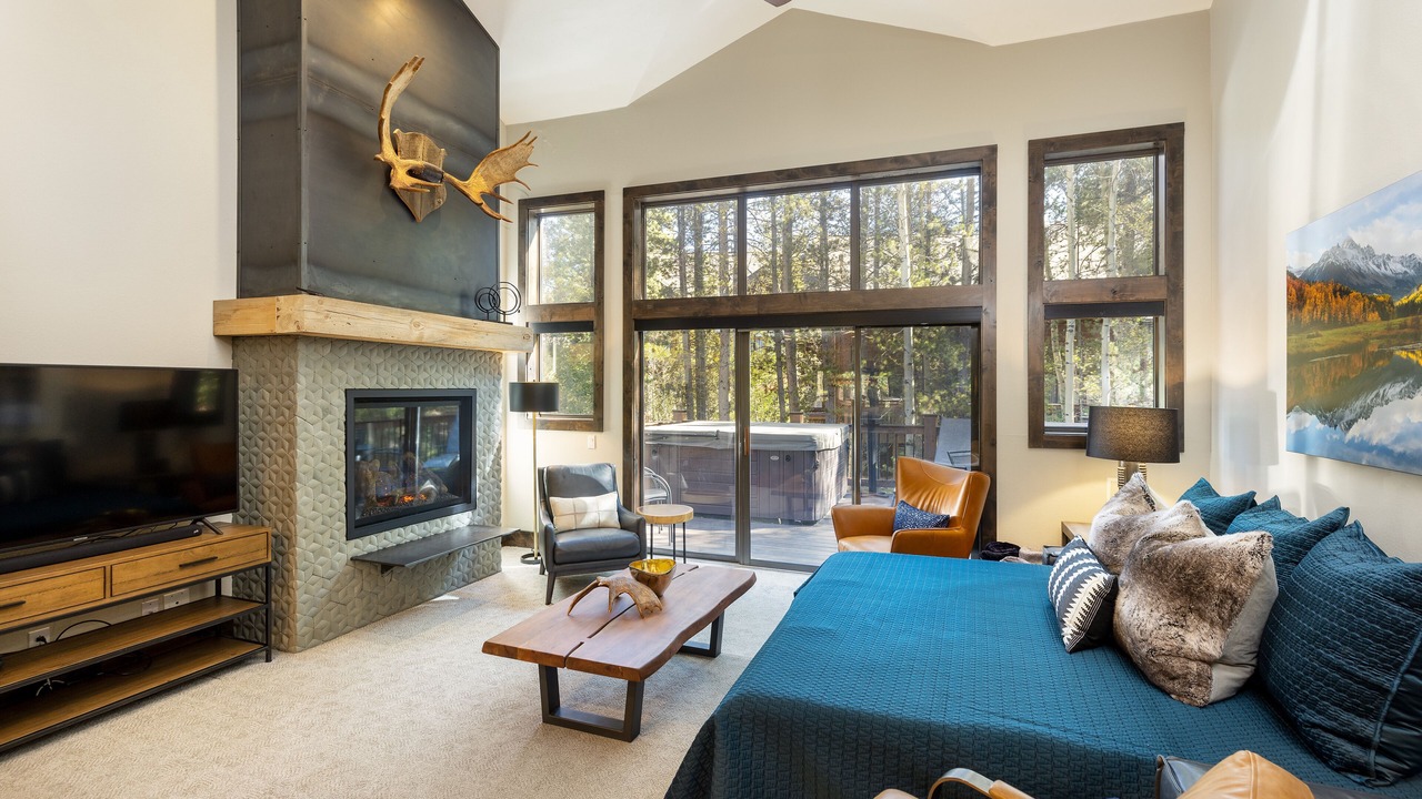 Photo of Livingroom in Warrior's Mark