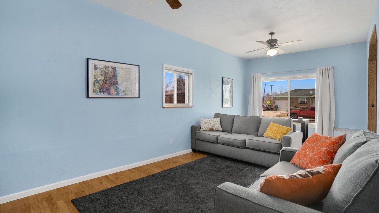 Photo of Livingroom in Northglenn