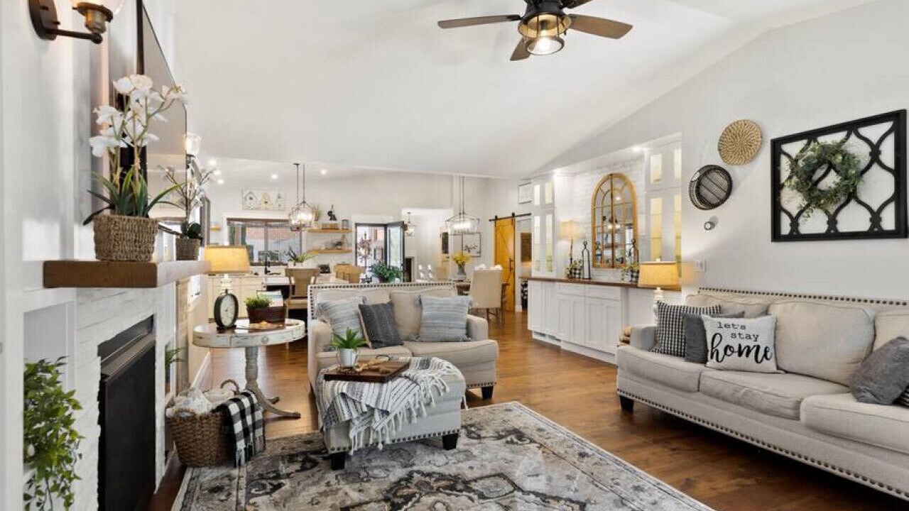 Photo of Livingroom in Monument