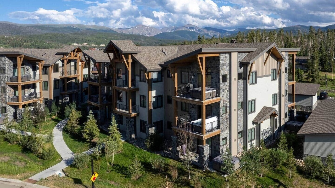Photo of Outdoor in Fraser