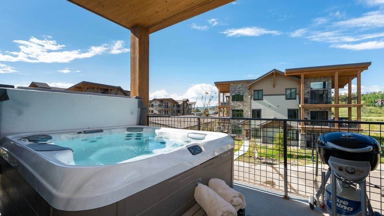 Photo of Patio Balcony in Fraser