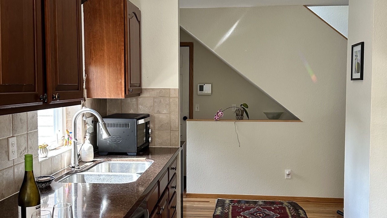 Photo of Kitchen in Rural North Boulder
