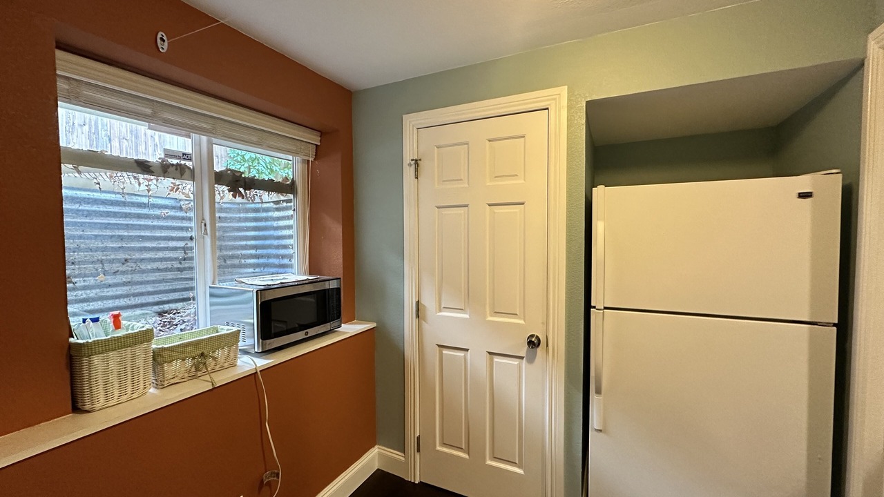 Photo of Kitchen in Rural North Boulder