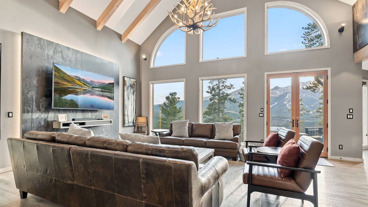 Photo of Livingroom in Baldy Mountain