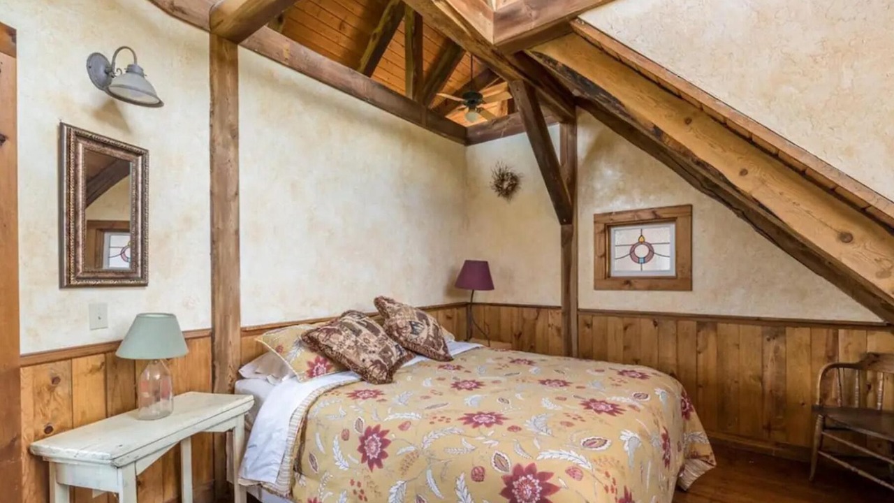 Photo of Bedroom in Clark