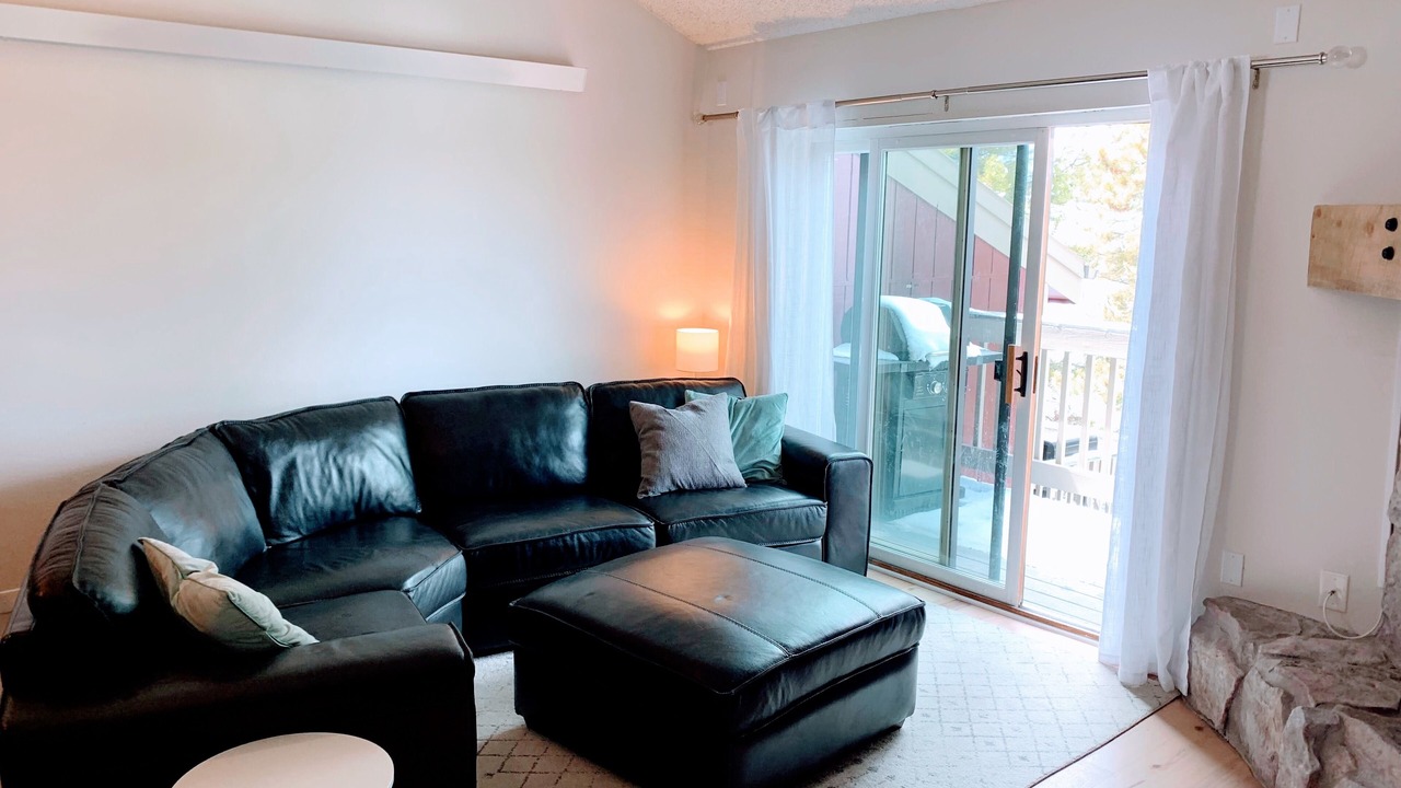Photo of Livingroom in Fraser