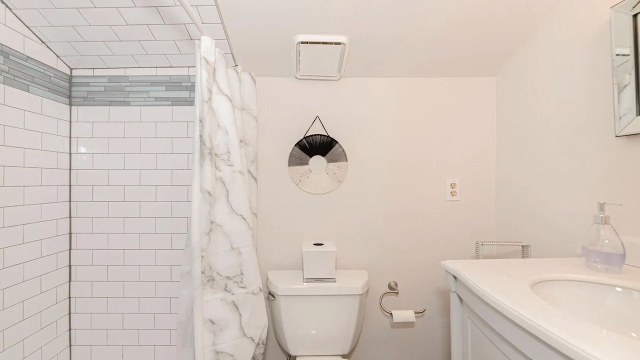 Photo of Bathroom in Fraser