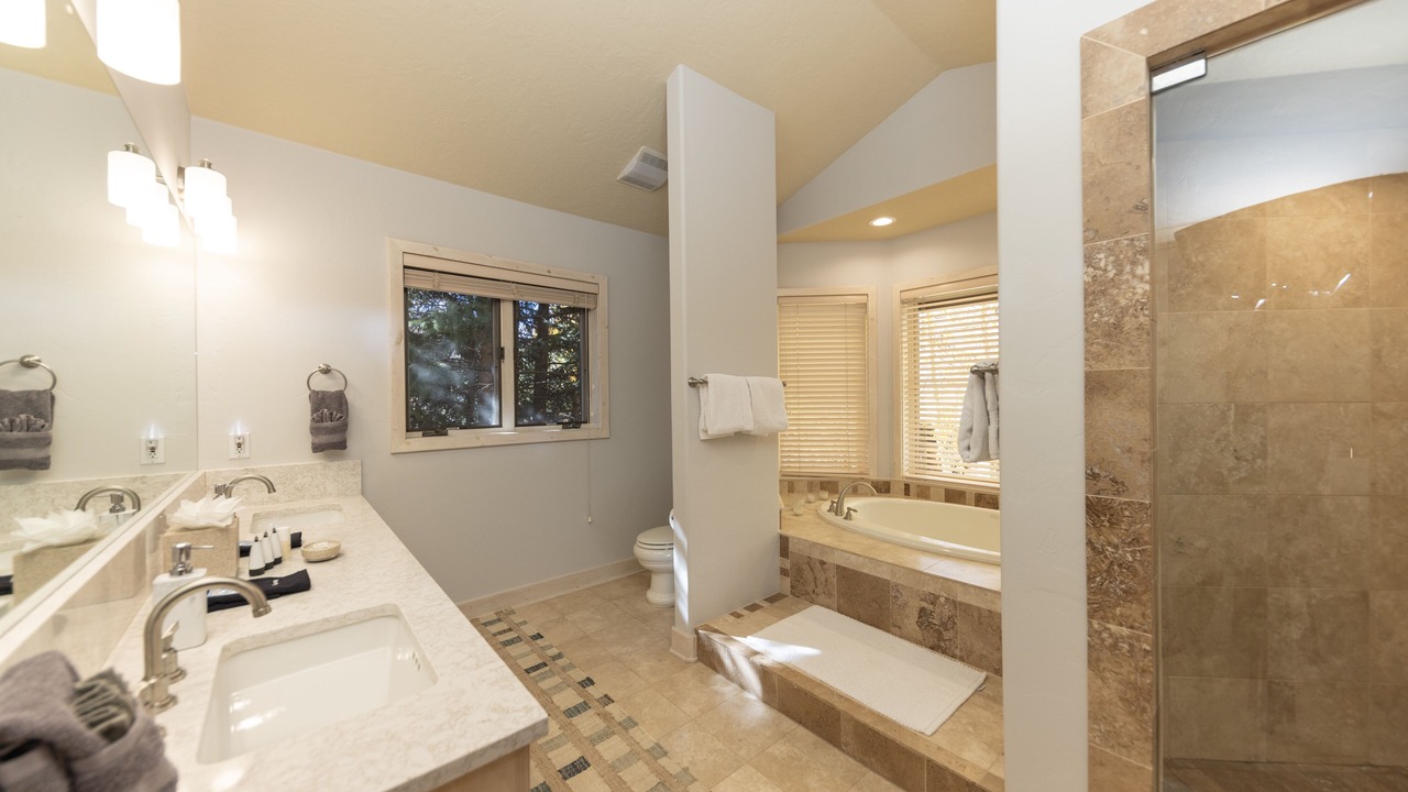 Photo of Bathroom in Sunbeam Estates