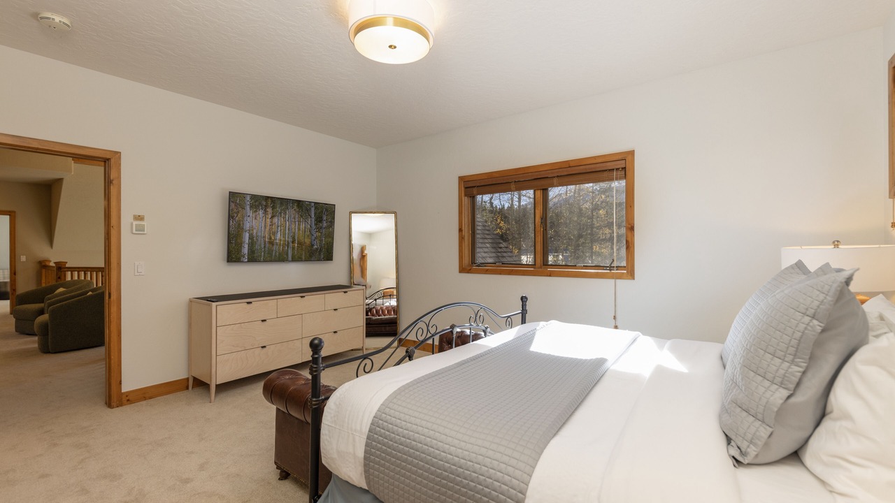 Photo of Bedroom in Sunbeam Estates