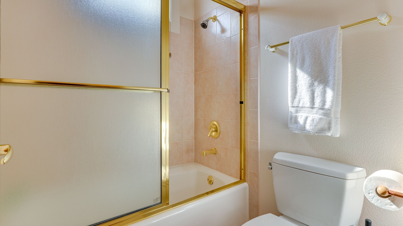 Photo of Bathroom in Fraser