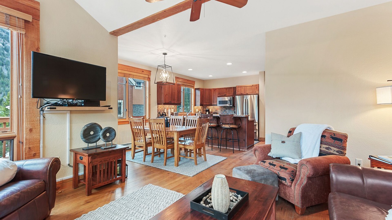 Photo of Livingroom in Keystone