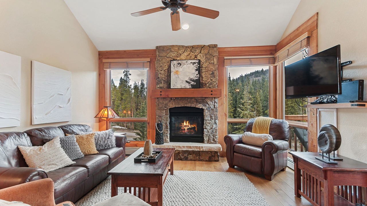 Photo of Livingroom in Keystone