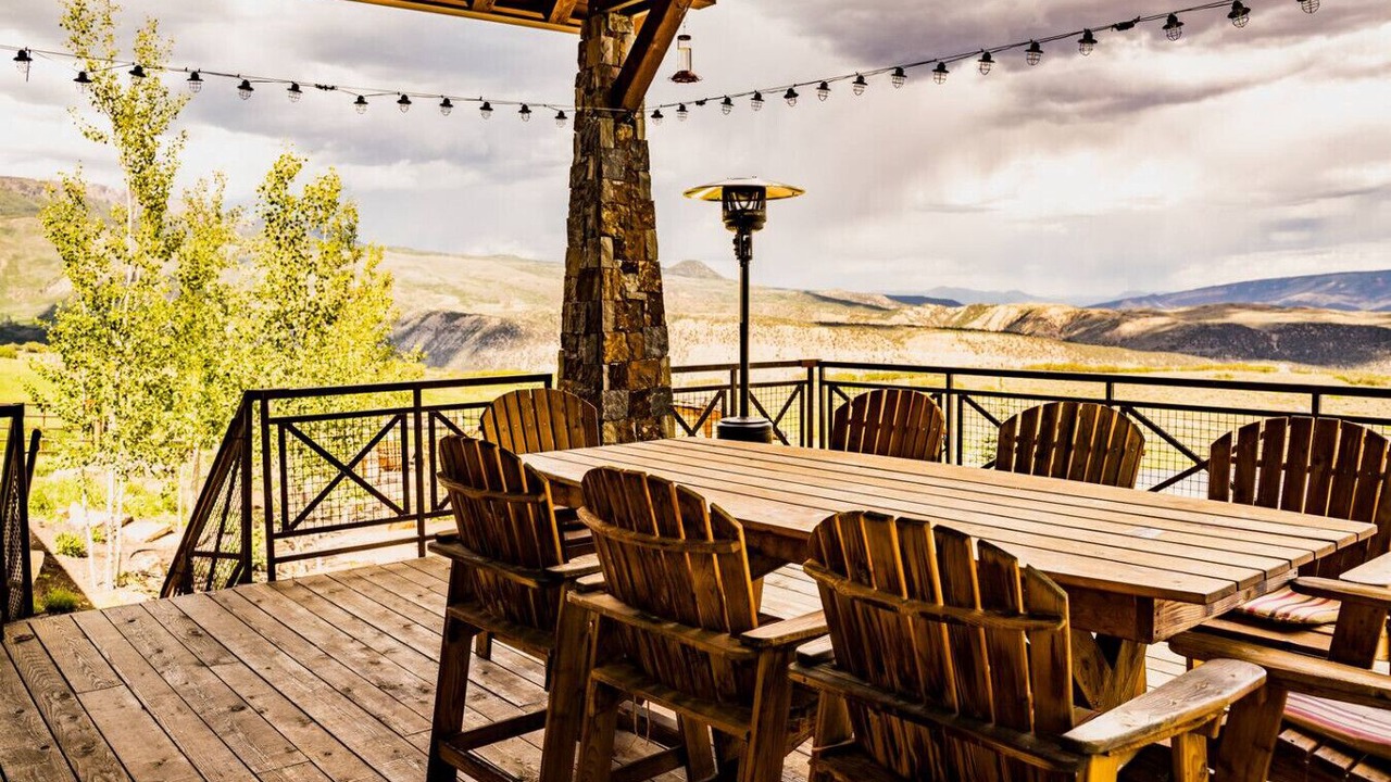 Photo of Outdoor in Gypsum