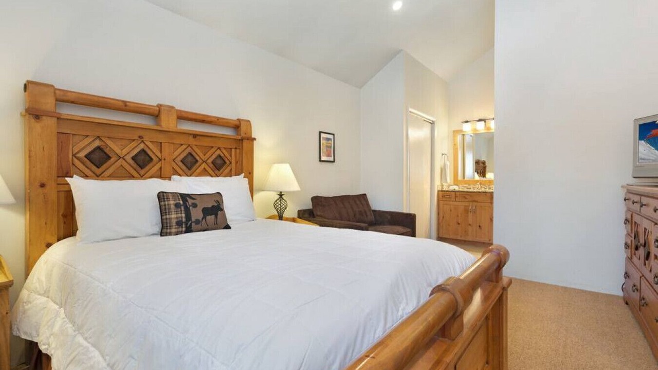 Photo of Bedroom in Vail