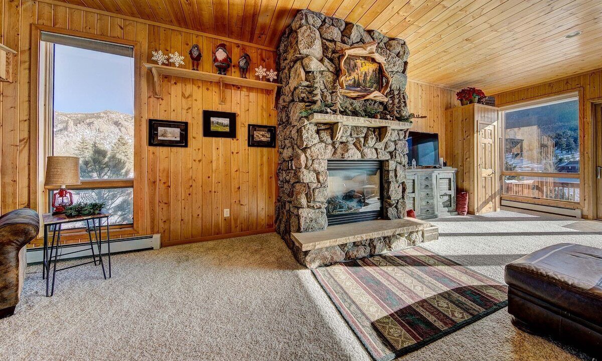 Photo of Livingroom in Carriage Hills