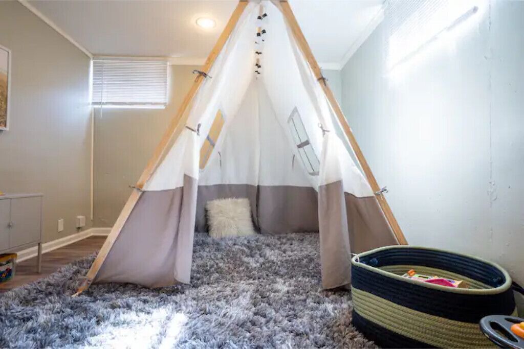 Photo of Bedroom in Nall Hills