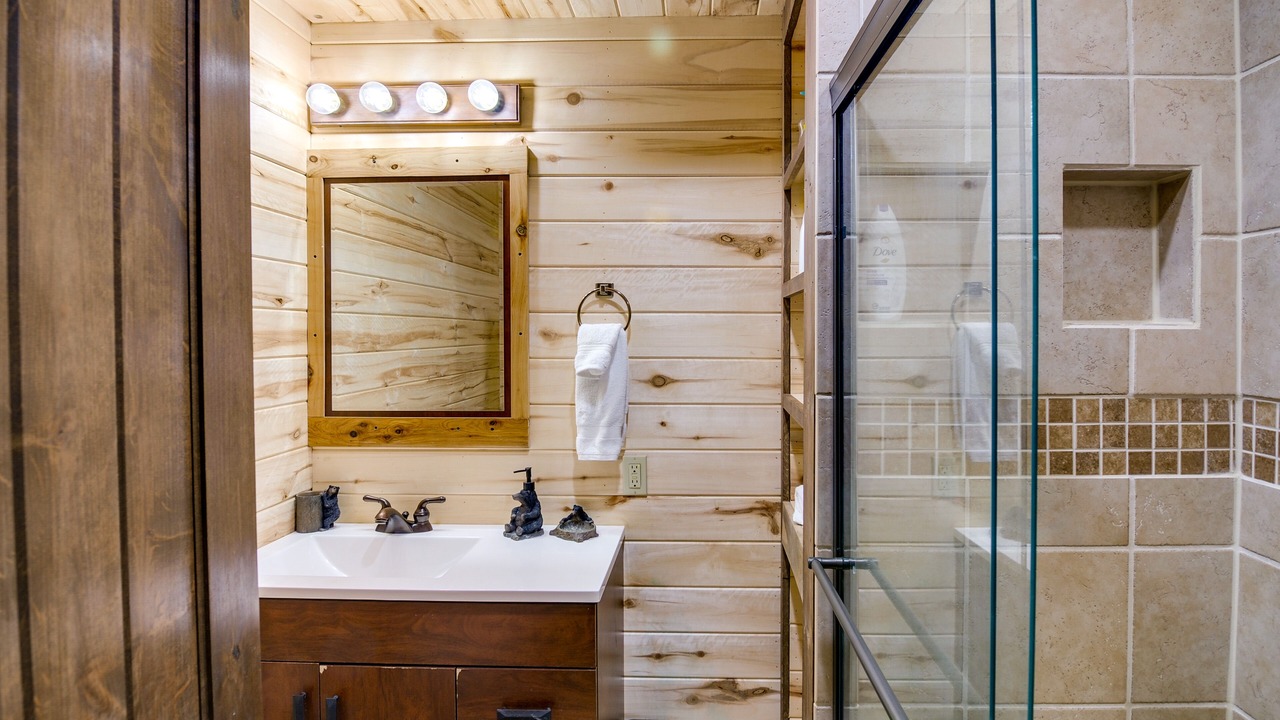 Photo of Bathroom in Pagosa Springs