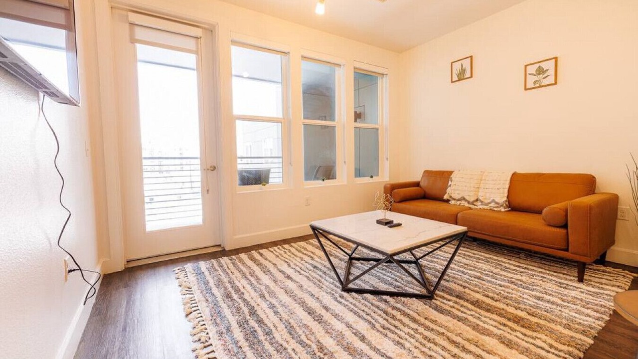 Photo of Livingroom in Ballpark