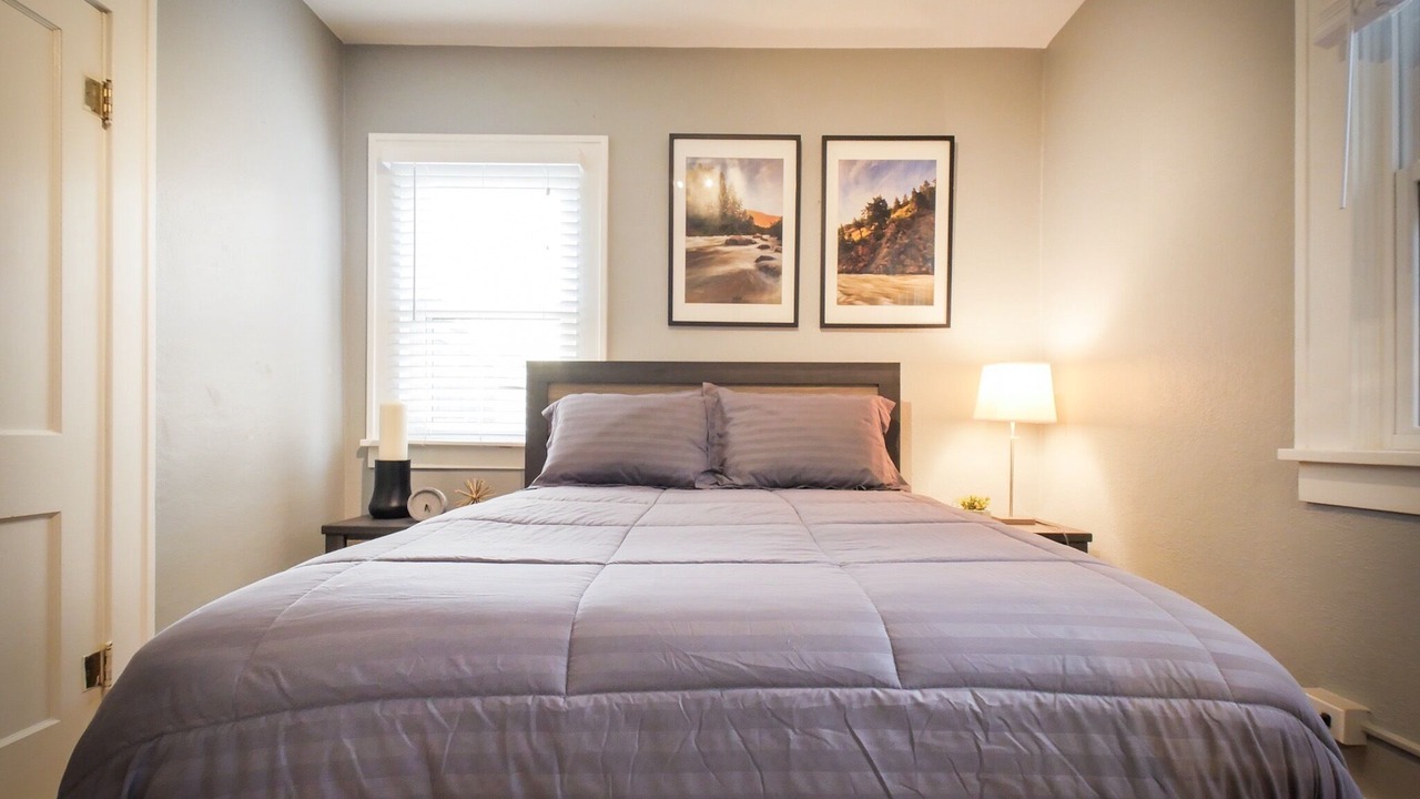 Photo of Bedroom in Rosedale