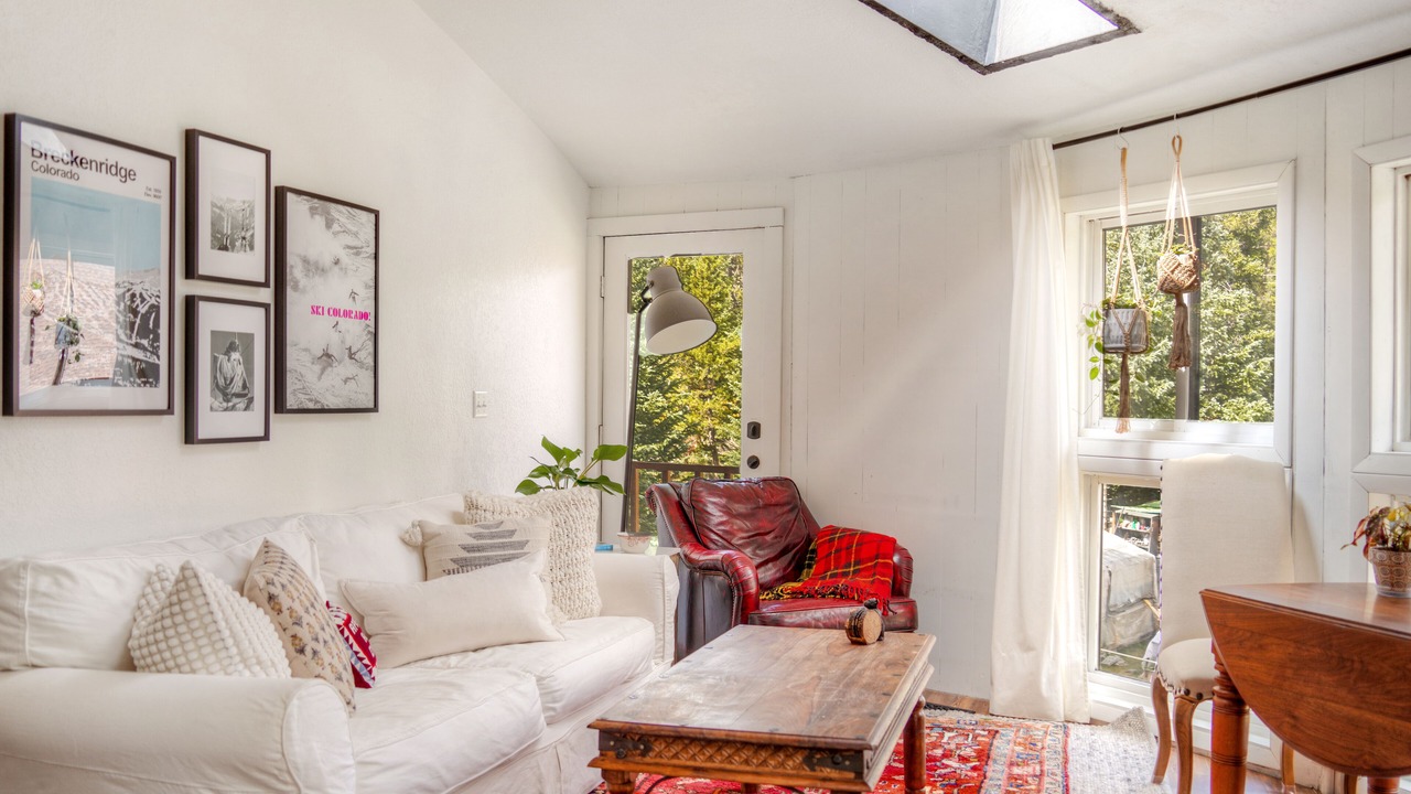 Photo of Bedroom in Sherwood Forest
