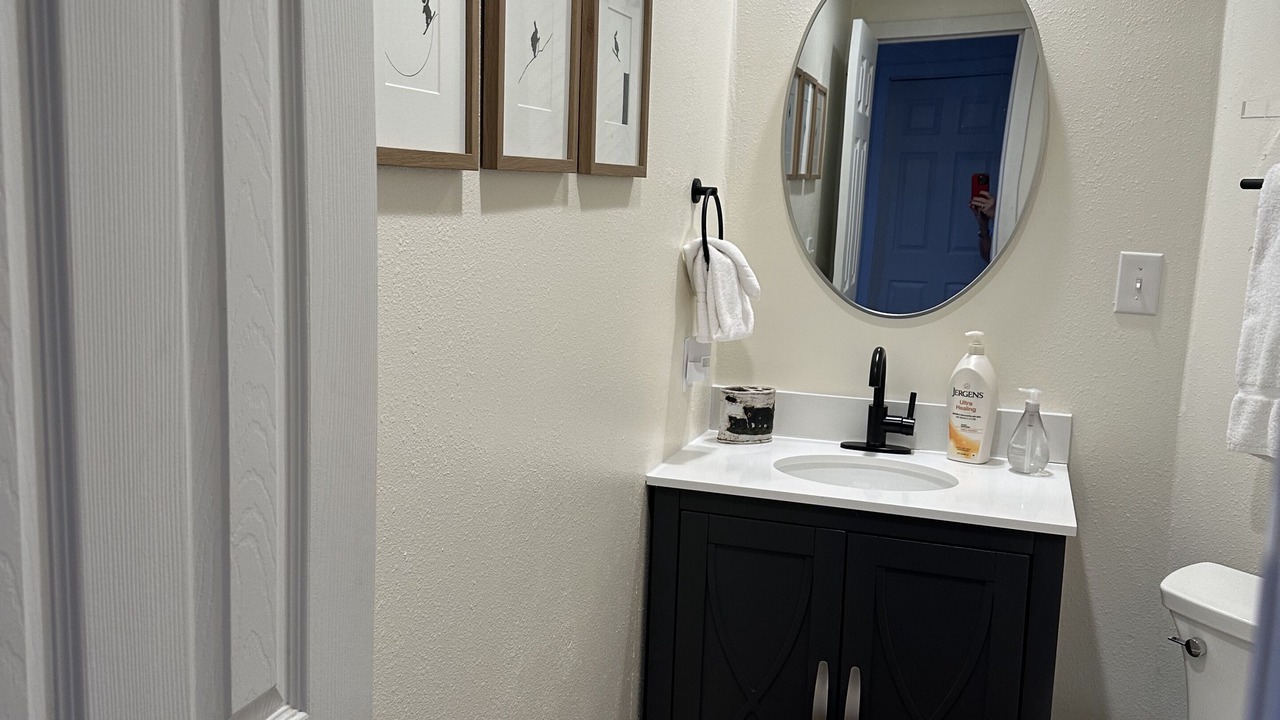 Photo of Bathroom in Sherwood Forest
