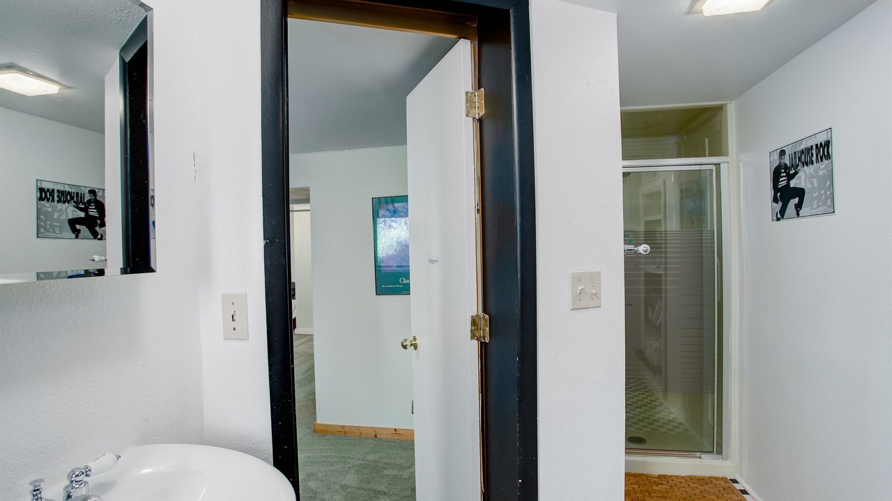 Photo of Bathroom in Mount Vernon
